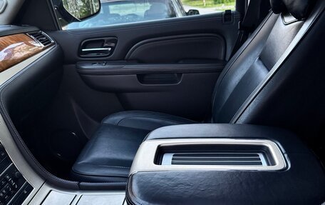 Cadillac Escalade III, 2013 год, 3 100 000 рублей, 28 фотография