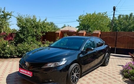 Toyota Camry, 2019 год, 2 980 000 рублей, 1 фотография