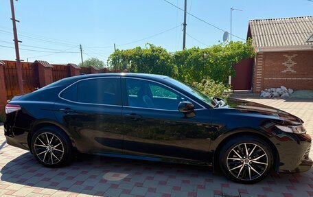 Toyota Camry, 2019 год, 2 980 000 рублей, 3 фотография