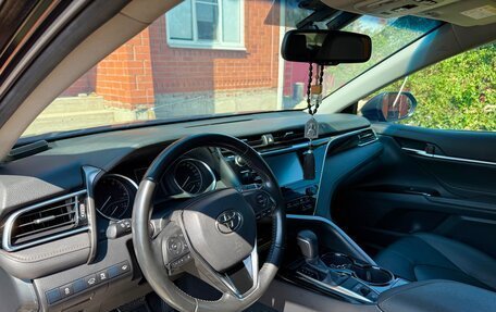 Toyota Camry, 2019 год, 2 980 000 рублей, 8 фотография