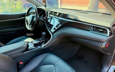Toyota Camry, 2019 год, 2 980 000 рублей, 14 фотография