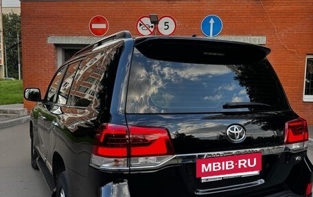 Toyota Land Cruiser 200, 2015 год, 4 690 000 рублей, 6 фотография