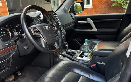 Toyota Land Cruiser 200, 2015 год, 4 690 000 рублей, 14 фотография