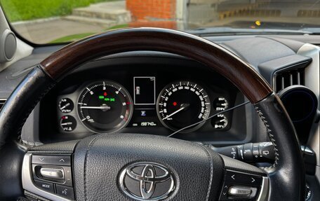 Toyota Land Cruiser 200, 2015 год, 4 690 000 рублей, 13 фотография