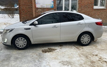 KIA Rio III рестайлинг, 2013 год, 990 000 рублей, 8 фотография