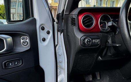 Jeep Wrangler, 2019 год, 5 200 000 рублей, 15 фотография