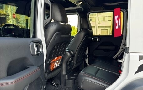 Jeep Wrangler, 2019 год, 5 200 000 рублей, 17 фотография