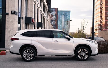 Toyota Highlander, 2025 год, 4 935 000 рублей, 3 фотография