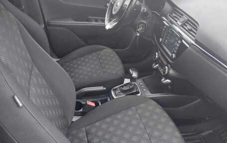 KIA Rio IV, 2019 год, 1 590 000 рублей, 29 фотография