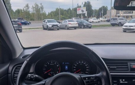 KIA Rio IV, 2019 год, 1 590 000 рублей, 18 фотография