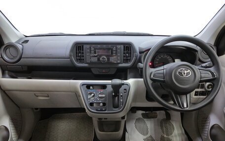 Toyota Passo III, 2019 год, 1 300 000 рублей, 10 фотография