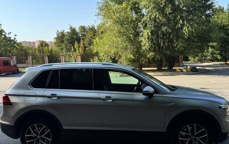 Volkswagen Tiguan II, 2017 год, 2 350 000 рублей, 3 фотография