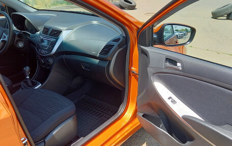 Hyundai Solaris II рестайлинг, 2014 год, 1 337 000 рублей, 16 фотография