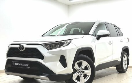 Toyota RAV4, 2021 год, 3 030 000 рублей, 7 фотография