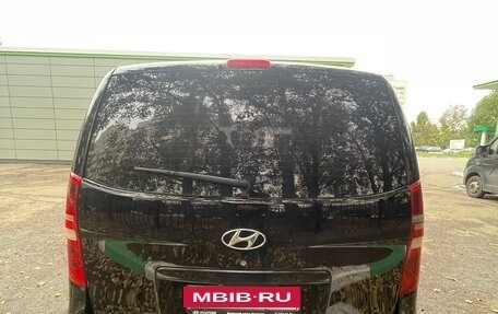 Hyundai H-1 II рестайлинг, 2011 год, 1 470 000 рублей, 6 фотография