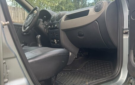 Renault Sandero I, 2011 год, 290 000 рублей, 12 фотография