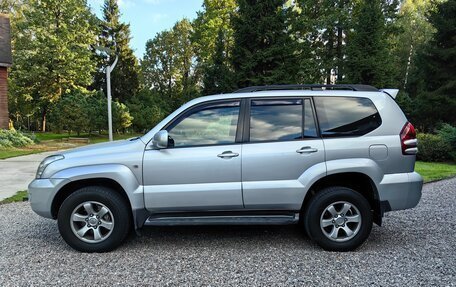 Toyota Land Cruiser Prado 120 рестайлинг, 2006 год, 1 750 000 рублей, 4 фотография