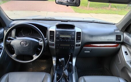 Toyota Land Cruiser Prado 120 рестайлинг, 2006 год, 1 750 000 рублей, 9 фотография