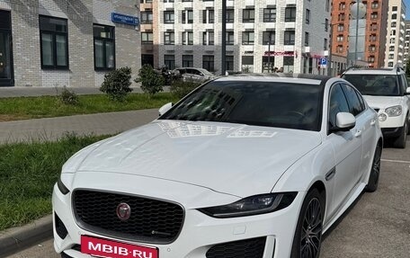Jaguar XE I рестайлинг, 2020 год, 3 100 000 рублей, 1 фотография