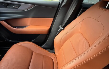 Jaguar XE I рестайлинг, 2020 год, 3 100 000 рублей, 16 фотография