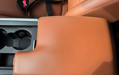 Jaguar XE I рестайлинг, 2020 год, 3 100 000 рублей, 19 фотография