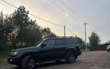 Toyota Land Cruiser 100 рестайлинг 2, 2004 год, 1 400 000 рублей, 7 фотография