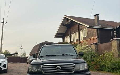 Toyota Land Cruiser 100 рестайлинг 2, 2004 год, 1 400 000 рублей, 6 фотография