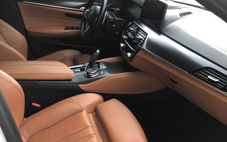 BMW 5 серия, 2020 год, 4 500 000 рублей, 13 фотография