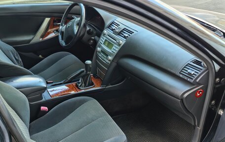 Toyota Camry, 2008 год, 1 150 000 рублей, 12 фотография