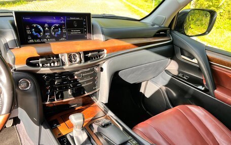 Lexus LX III, 2016 год, 7 555 000 рублей, 18 фотография