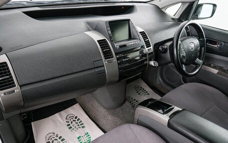 Toyota Prius, 2007 год, 759 000 рублей, 13 фотография