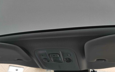 Peugeot 2008 II, 2018 год, 1 080 000 рублей, 15 фотография