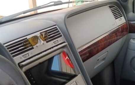 Lincoln Navigator, 2005 год, 950 000 рублей, 6 фотография