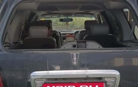 Lincoln Navigator, 2005 год, 950 000 рублей, 8 фотография