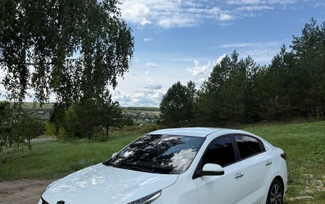 KIA Rio IV, 2020 год, 1 450 000 рублей, 1 фотография