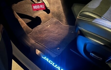 Jaguar F-Pace, 2018 год, 2 990 000 рублей, 13 фотография