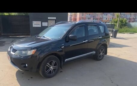 Mitsubishi Outlander III рестайлинг 3, 2008 год, 700 000 рублей, 3 фотография