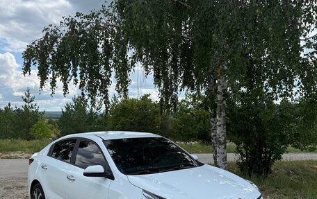 KIA Rio IV, 2020 год, 1 450 000 рублей, 3 фотография