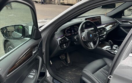 BMW 5 серия, 2021 год, 4 730 000 рублей, 13 фотография