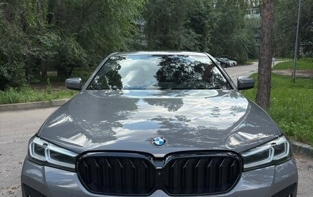 BMW 5 серия, 2021 год, 4 730 000 рублей, 3 фотография