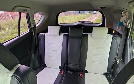 Toyota RAV4, 2013 год, 1 800 000 рублей, 7 фотография