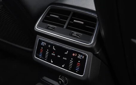 Audi A6, 2019 год, 3 700 000 рублей, 8 фотография