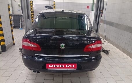Skoda Superb III рестайлинг, 2010 год, 900 000 рублей, 4 фотография