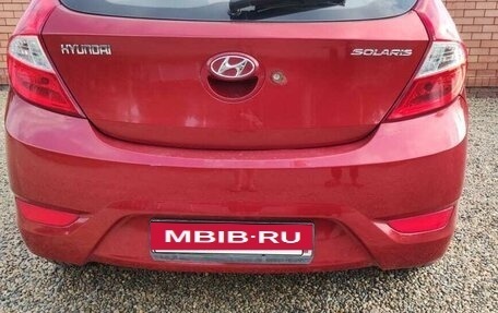 Hyundai Solaris II рестайлинг, 2011 год, 700 000 рублей, 4 фотография