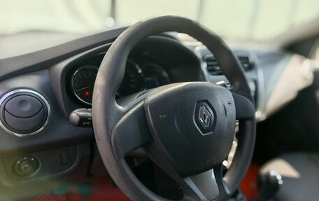 Renault Logan II, 2016 год, 585 000 рублей, 9 фотография