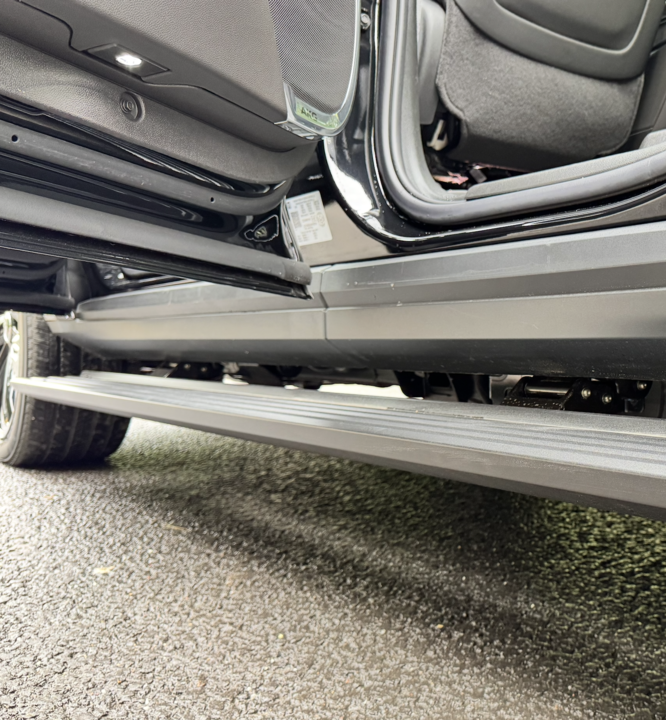 Cadillac Escalade V, 2025 год, 20 500 000 рублей, 14 фотография