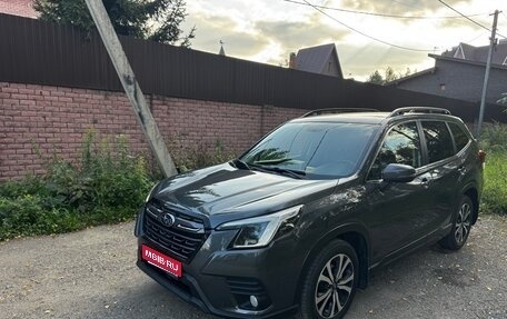Subaru Forester, 2022 год, 3 300 000 рублей, 1 фотография