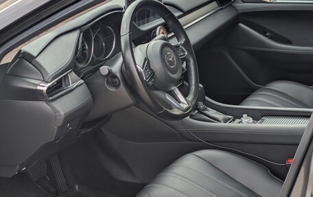 Mazda 6, 2022 год, 2 650 000 рублей, 13 фотография