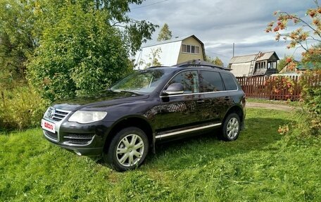 Volkswagen Touareg III, 2008 год, 950 000 рублей, 2 фотография