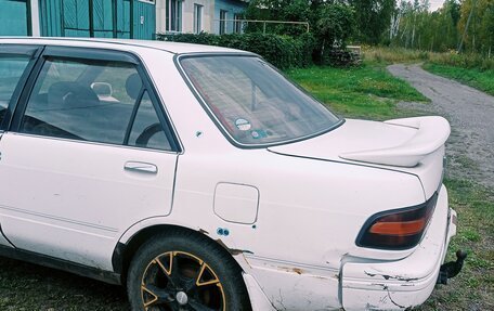 Toyota Carina, 1988 год, 100 000 рублей, 4 фотография